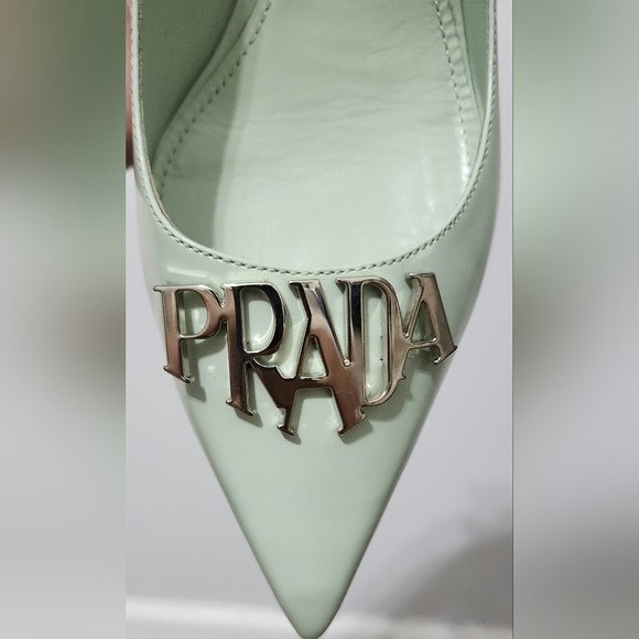 Prada Green 65 Leather Pump Heels Pointed Toe Spell Out Women Size 37 EU / 7W US - Picture 5 of 7